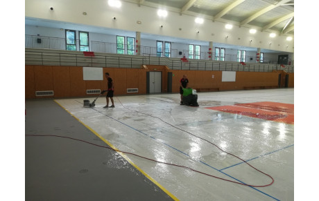 NOUVEAU SOL à LA COLLE